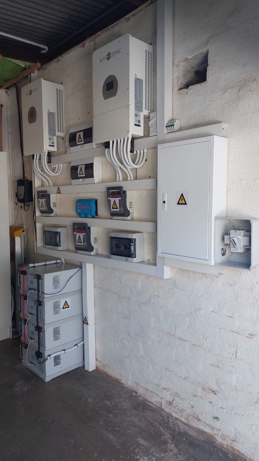 Sunsynk hybrid inverters with lithium battery bank and distribution board